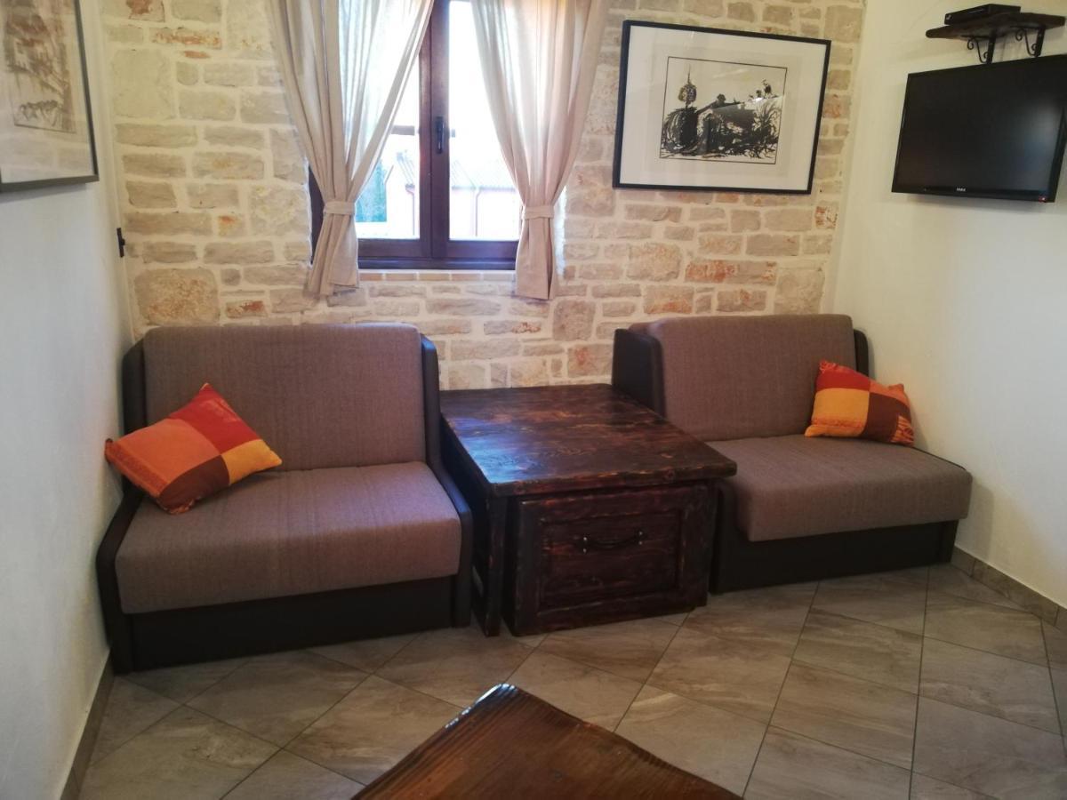 Apartments Oliva Fiorini المظهر الخارجي الصورة